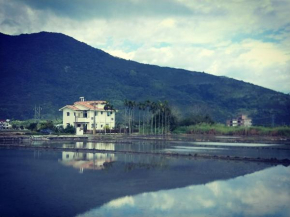 Гостиница Home-Link B&B  Fenglin Township